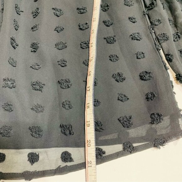 BLOOMING Jelly Swiss Dot Off the Shoulder Blouse - Picture 11 of 11